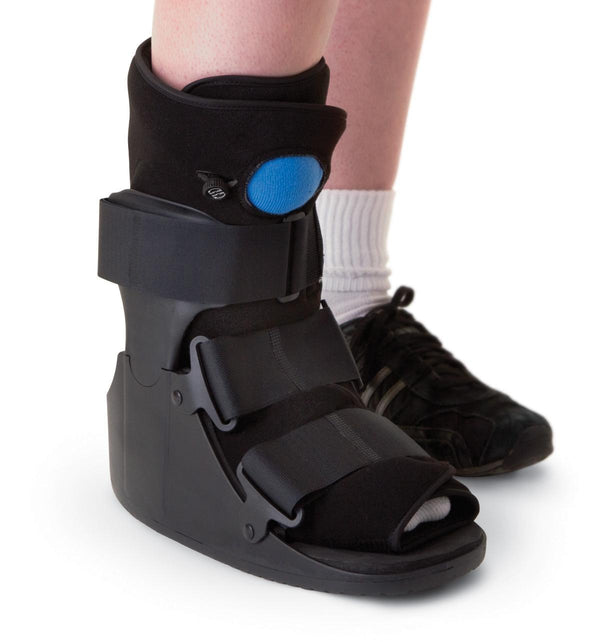 Medline Deluxe Pneumatic Ankle / Leg Walker (Walking Boot), Short